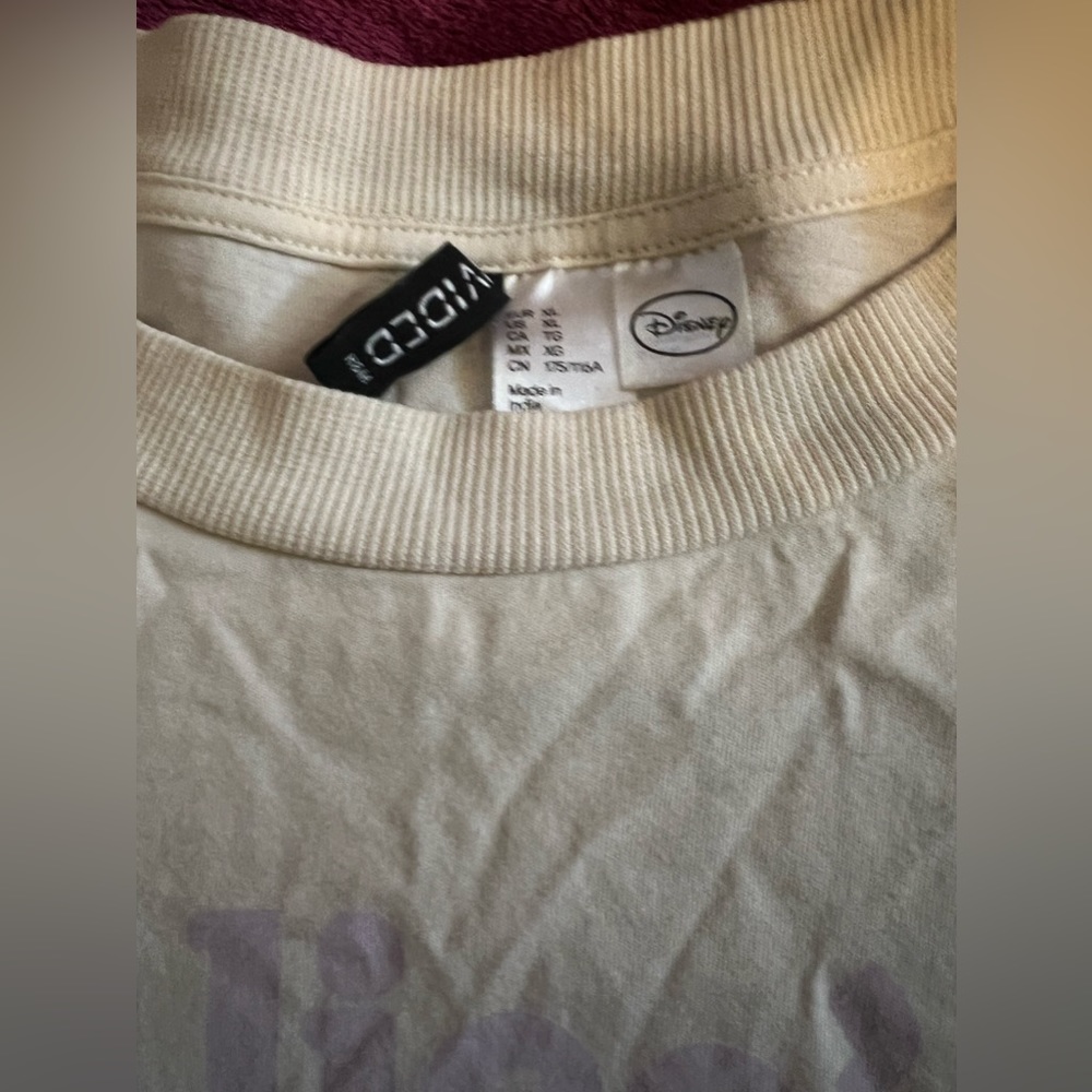 alive in wonderland disney h&m shirt